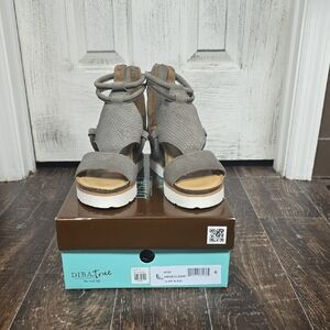 Diba True Gray Wedge Sandals